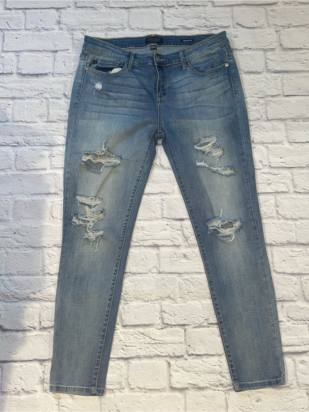 Judy Blue Skinny Fit Distressed Blue Jeans Womens Size 15/32 Style# JB82125LT